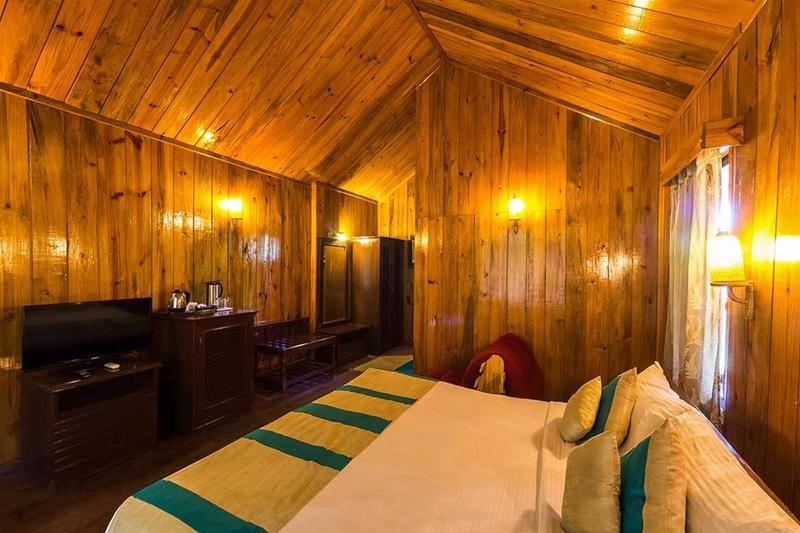 Symphony Palms Beach Resort And Spa Govind Nagar Exteriör bild